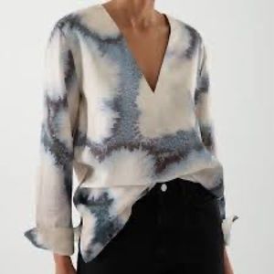 ‼️RARE‼️ COS Tie Dye V-Neck Lyocell Printed Pullover Pleat Back Blouse